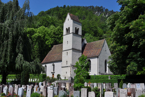 Die Friedhofkirche von Balsthal steht in einer stimmungsvollen, wohlgestalteten Umgebung.
Bildnachweis: Kantonale Denkmalpflege Solothurn