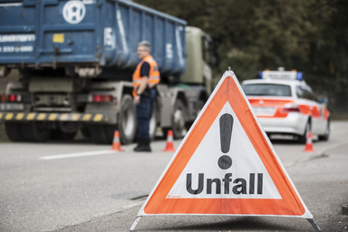 Verkehrsunfall (Symbolbild)