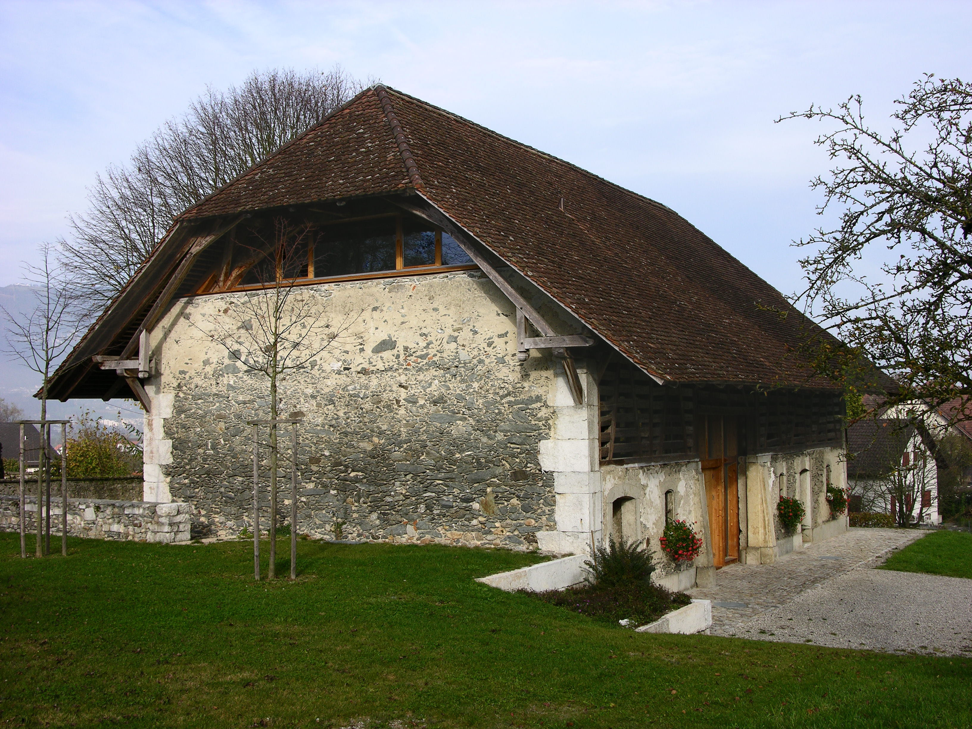 Lüsslingen, Pfarrscheune
