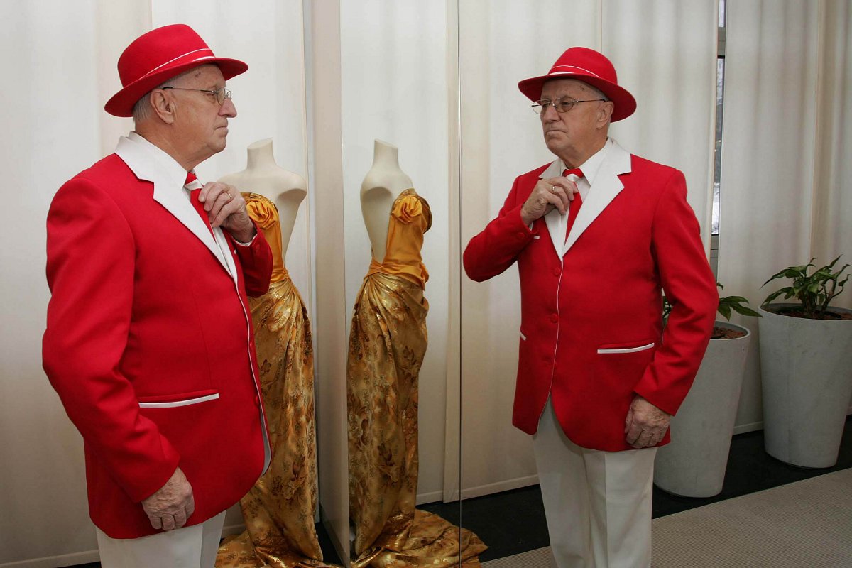 Solothurner Eduard Roth-Hasler wird Hans Roth-Ehrenkleidträger