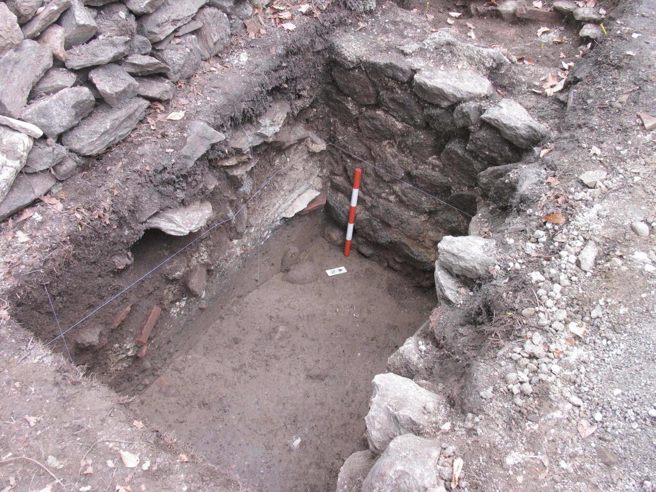 Schnitt 4 im Badegebäude des römischen Gutshofes