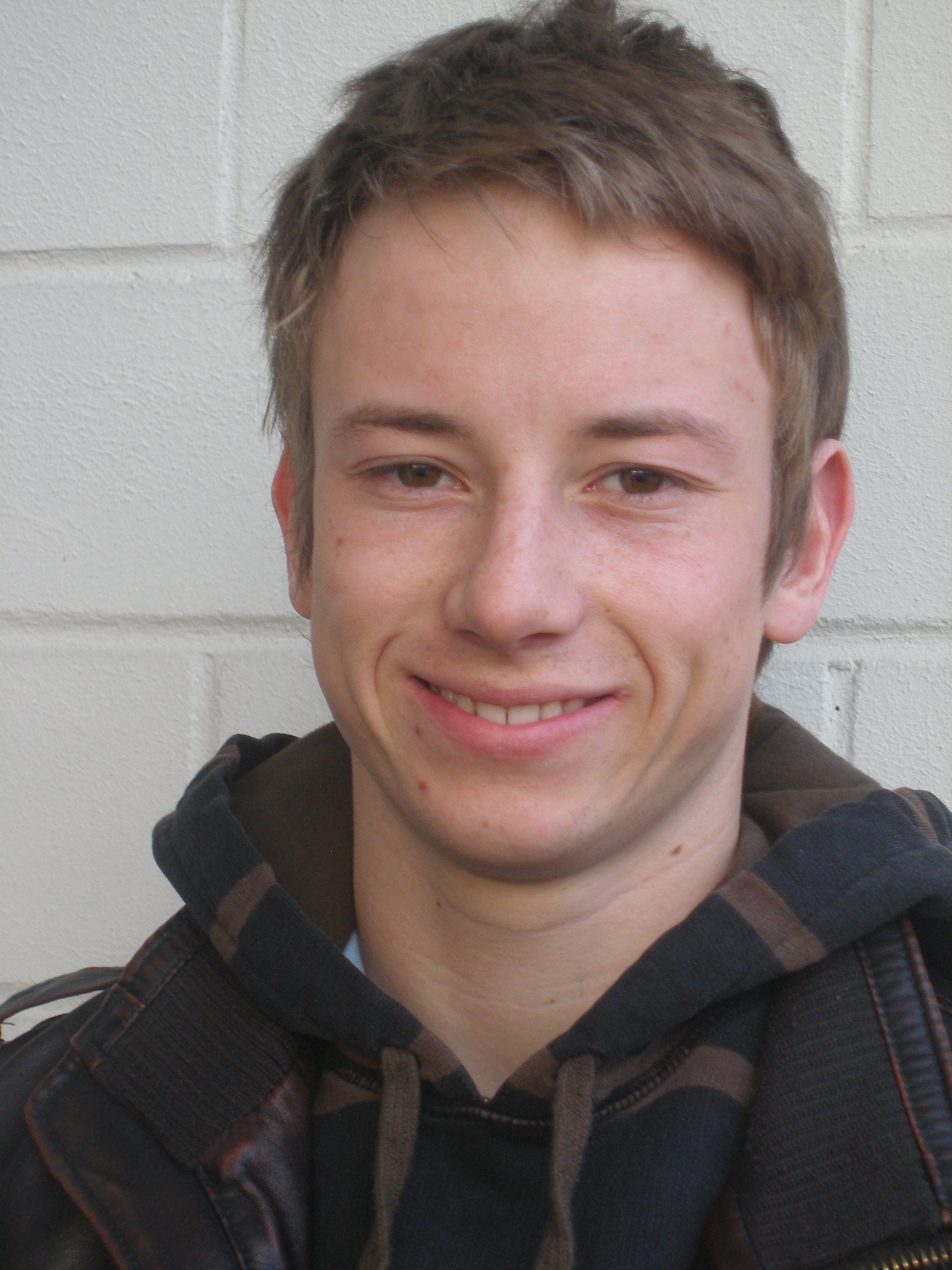 Simon Nützi, Wolfwil (Kunstturnen)