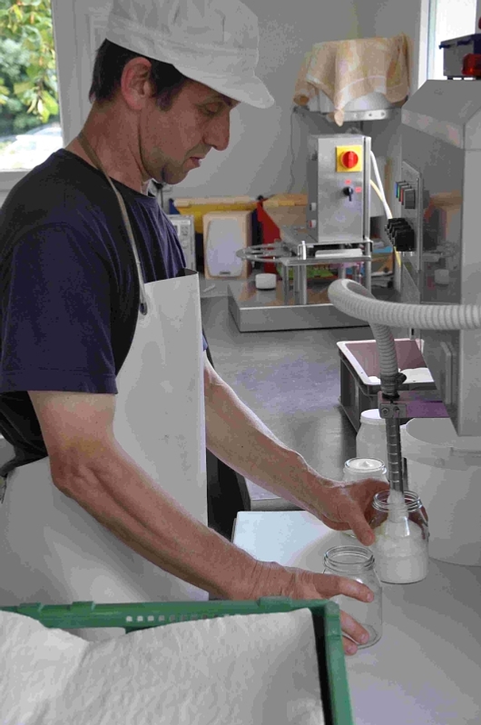 Dagmar & Martin Hümbelin, Innovativer Biobetrieb