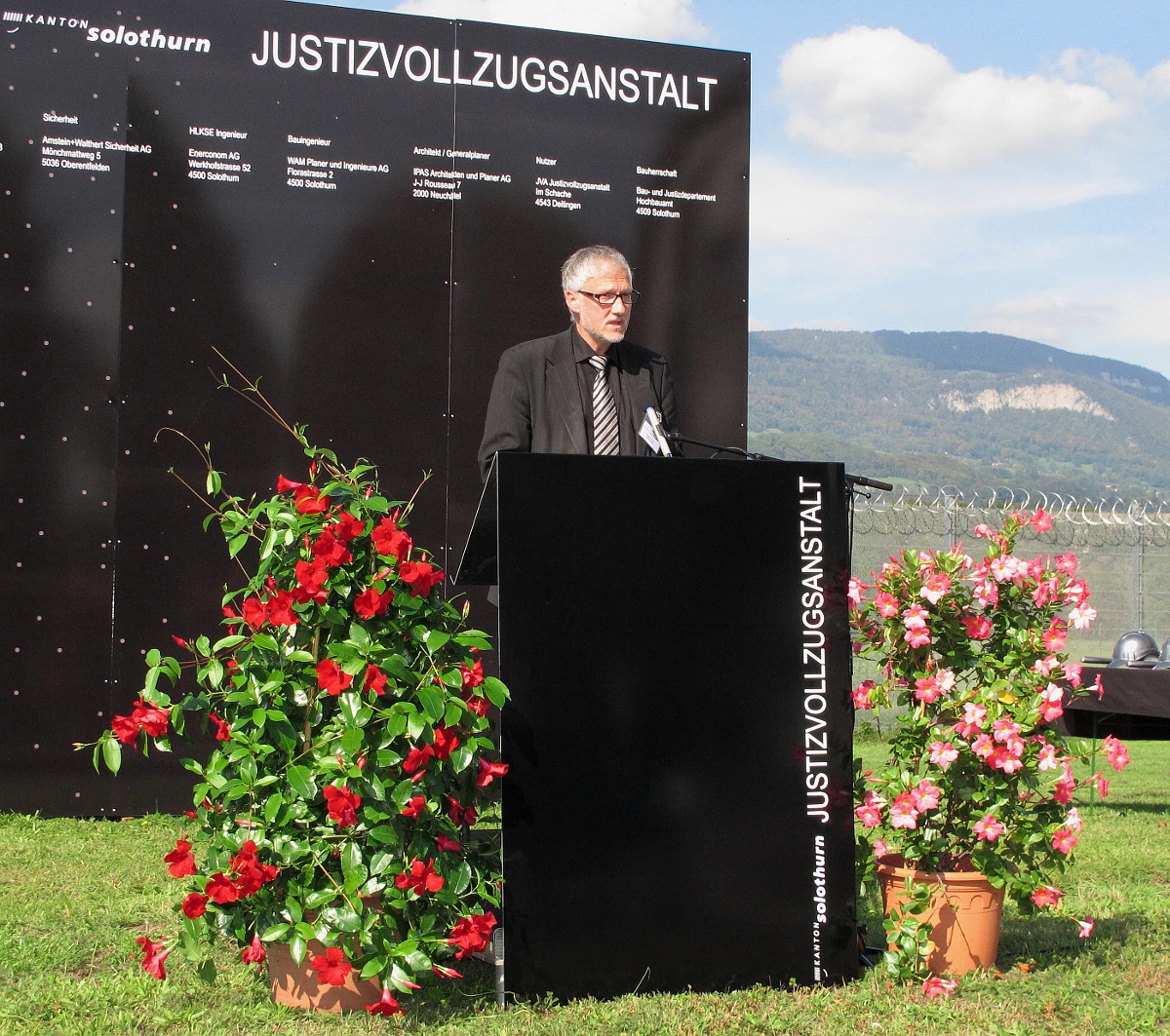 Bild 4 - Spatenstich JVA Solothurn 22.09.11