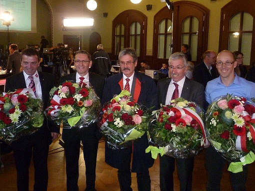 v.l.: Nationalräte Walter Wobmann (SVP) und Pirmin Bischof (CVP),Ständerat Roberto Zanett (SP), Nationalräte Roland borer (SVP), Stefan Müller-Altermatt (CVP). Auf dem Bild fehlen Kurt Fluri (FDP, Philipp Hadorn (SP), Bea Heim (SP)