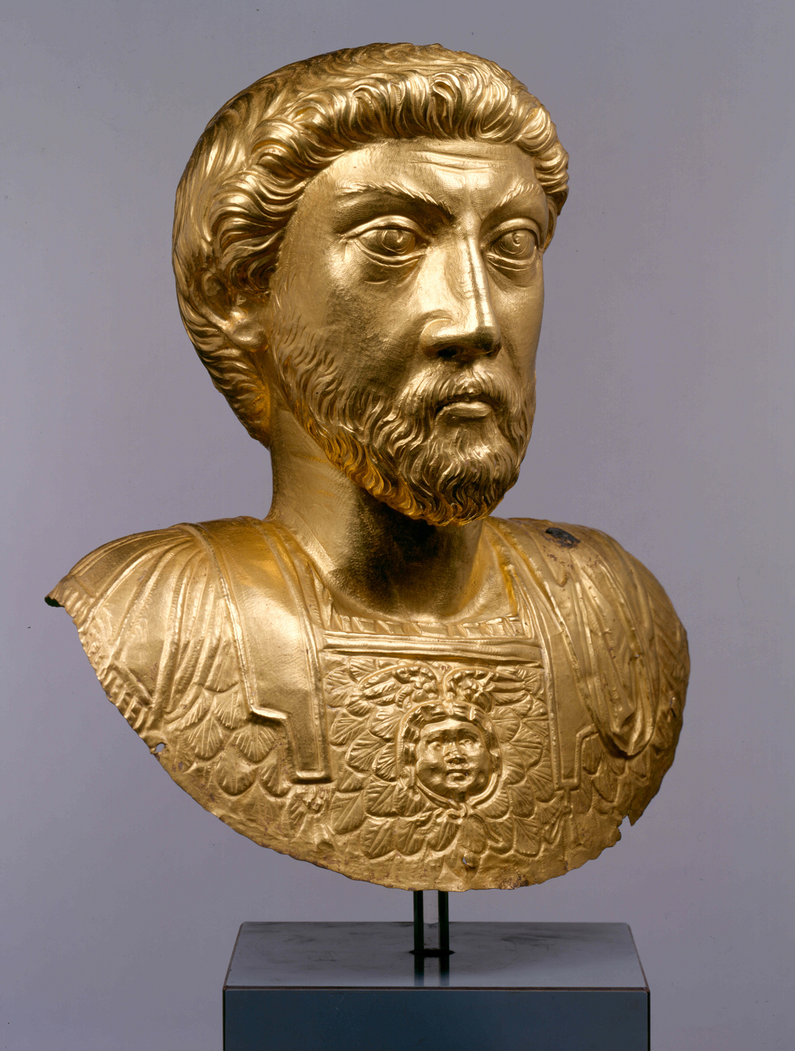 Die kostbare Goldbüste des Kaisers Marc Aurel aus Avenches
