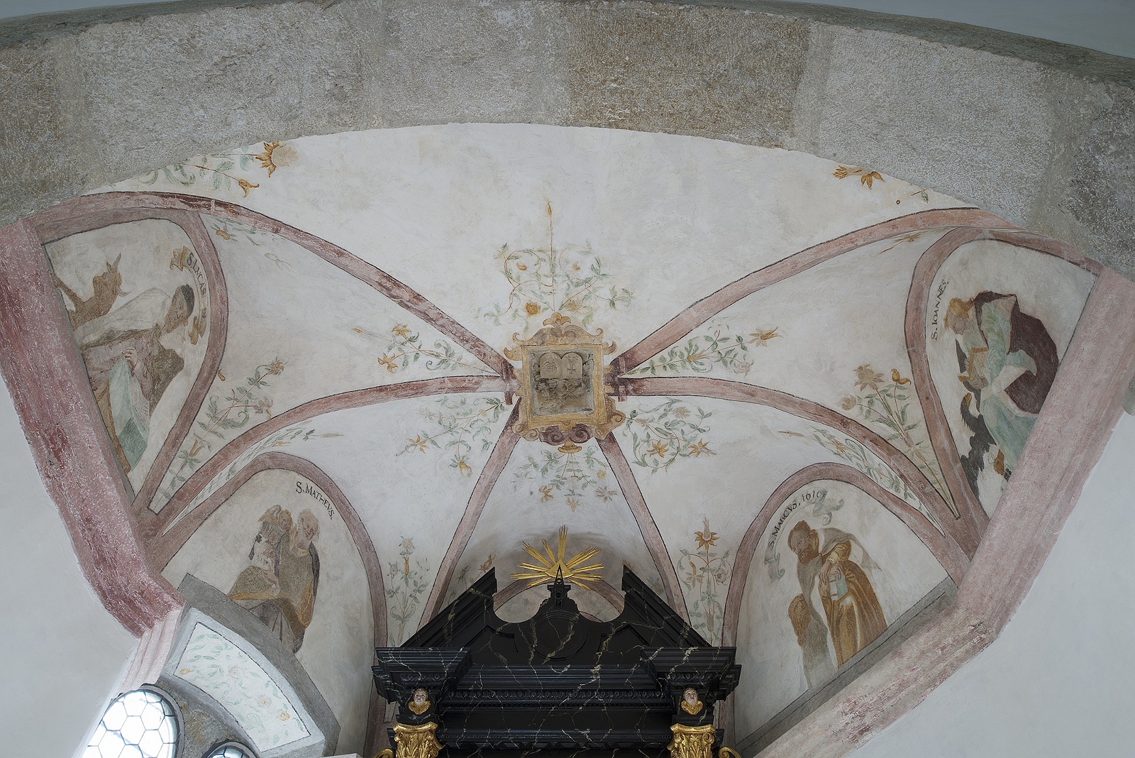 Die 1616 entstandenen Gewölbemalereien in der Kapelle St. Michael in OberdorF.