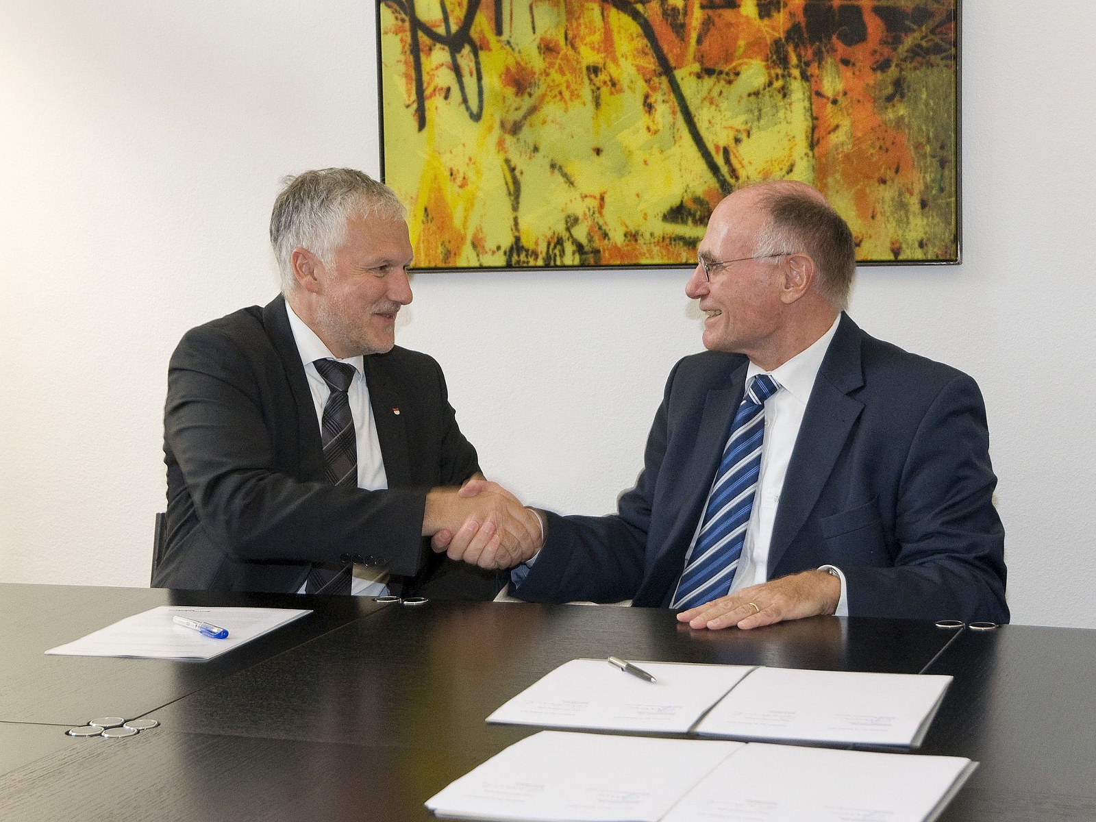 Regierungsrat Peter Gomm, Vorsteher des Departement des Innern, und Oberzolldirektor Rudolf Dietrich