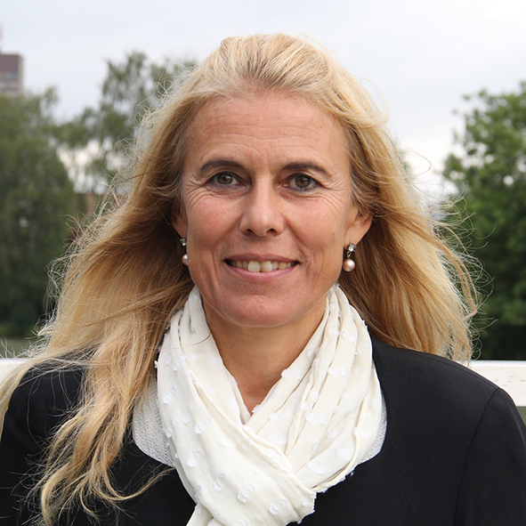 Marianne Büttiker Marianne Büttiker (*1963), Bildende Künstlerin, Aarau (im Kanton Solothurn aufgewachsen)